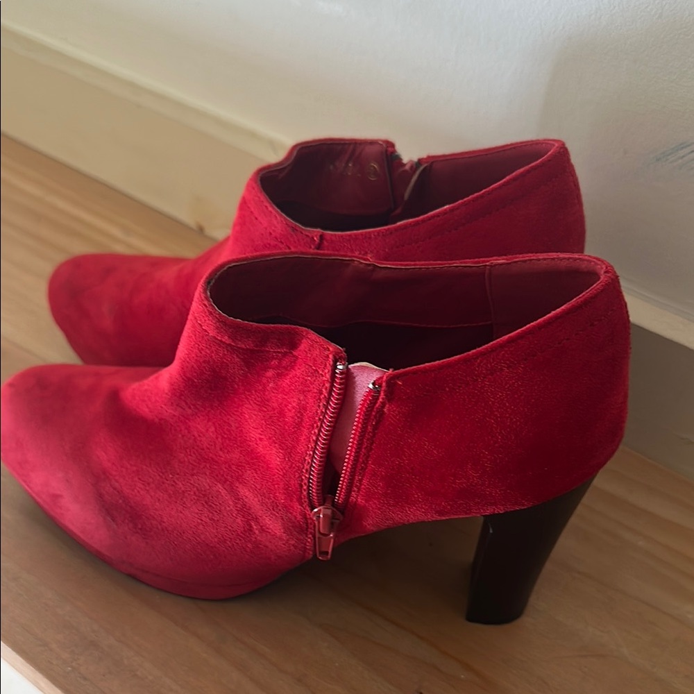 Alegria Red Heeled Boots with Chunky Heel and Zipper
